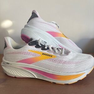 Women’s Brooks Ghost 17 Size 10.5 Extra Wide